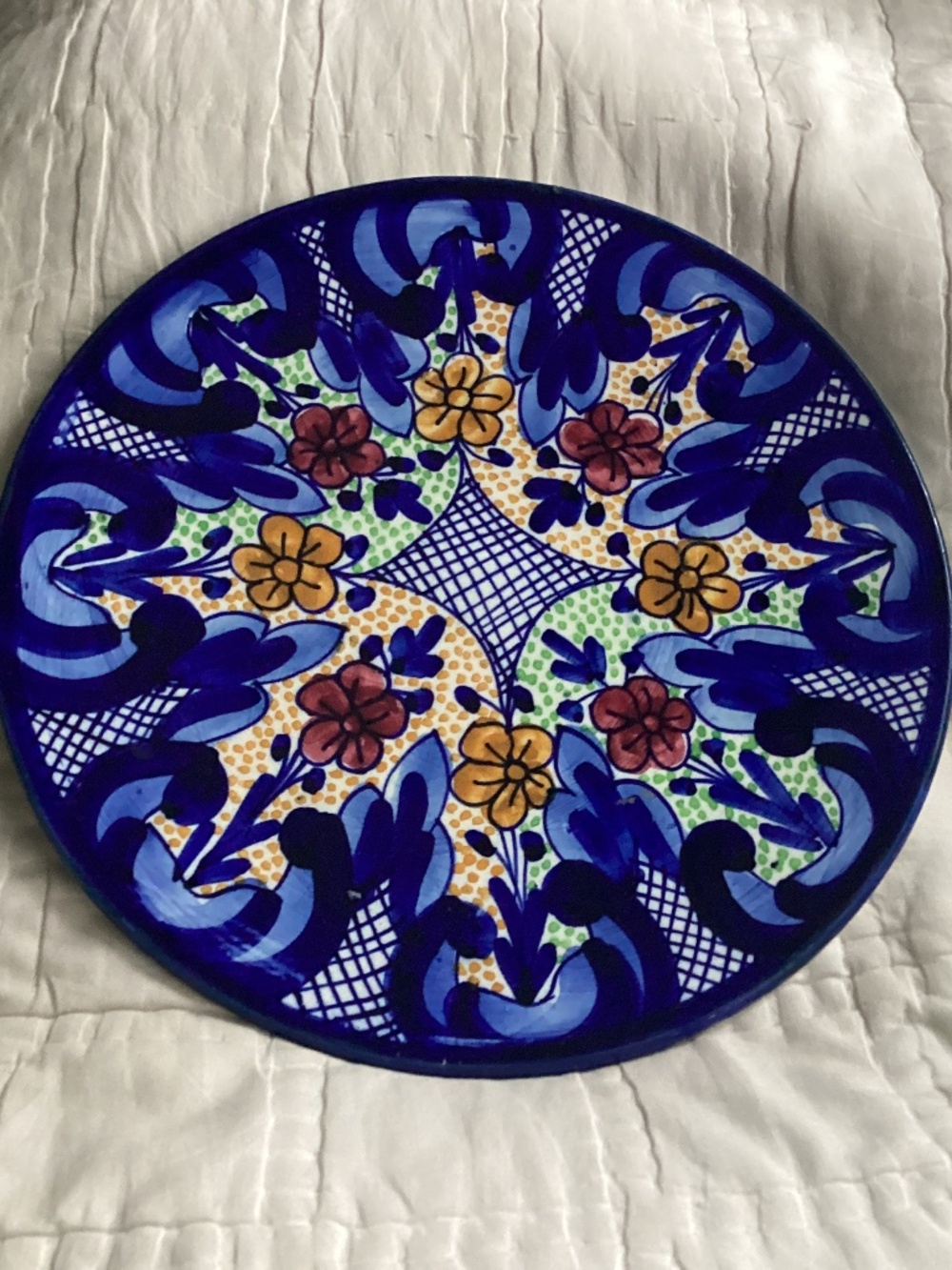MEXICAN LARGE ROUND POTTERY PLATE